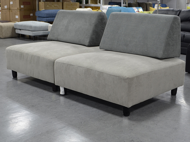 大人気のオシャレソファシリーズ入荷 背もたれの位置が自在に変えられるリラック度バツグンのソファ 1人掛けを2つセットでこの価格 Today O K