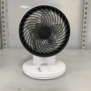 工具不要でお手入れ簡単♪サーキュレーターでお部屋の空気を循環することで冷房の効率UP！